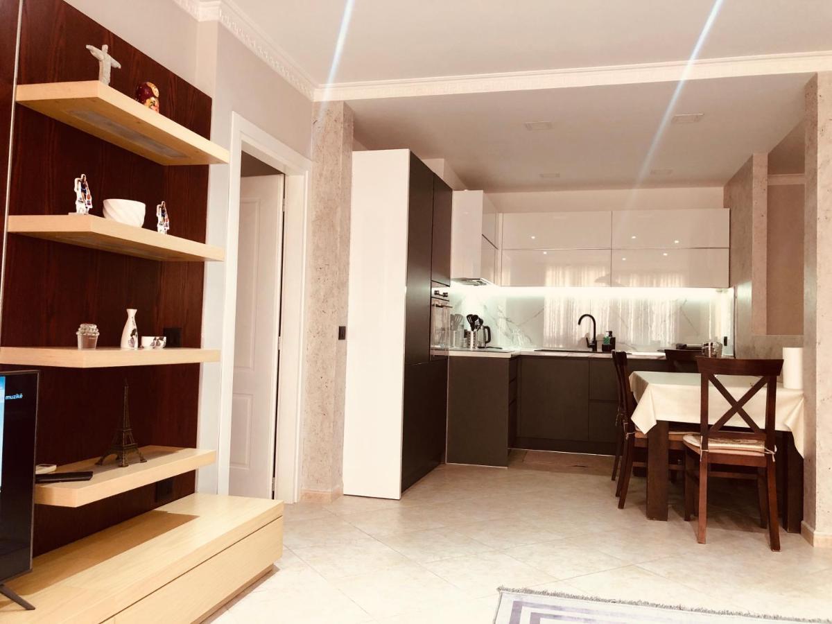 Laureta Central Apartment Tirana Kültér fotó